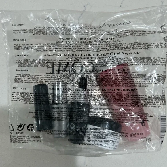 Lancôme Travel Gift Set with Tonique Confort Génifique Yeux Pearl L… - Picture 4 of 6